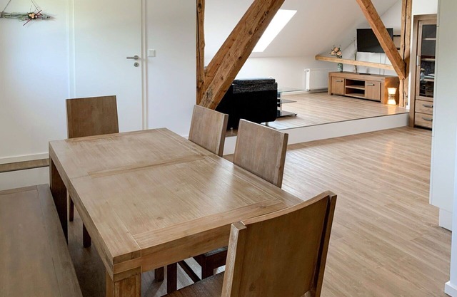Lovely apartment for 5 guests with WIFI, TV and pets allowed