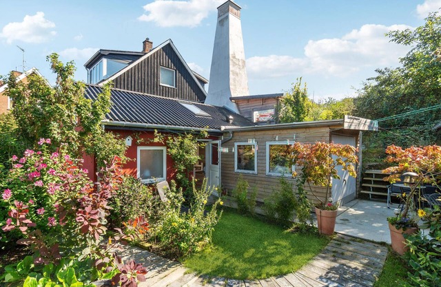 Lovely apartment in Allinge with WiFi