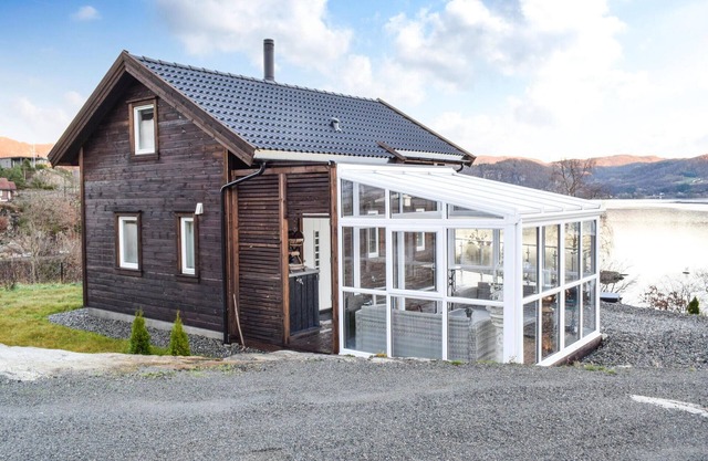 Lovely home in Moi with kitchen