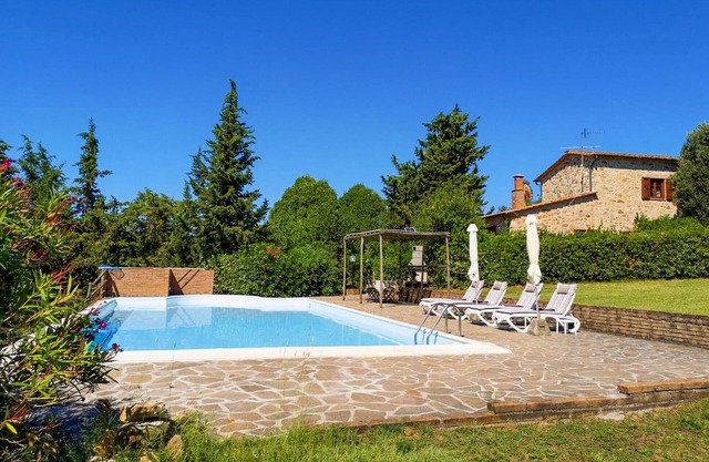 Lovely home in Pomarance (PI)