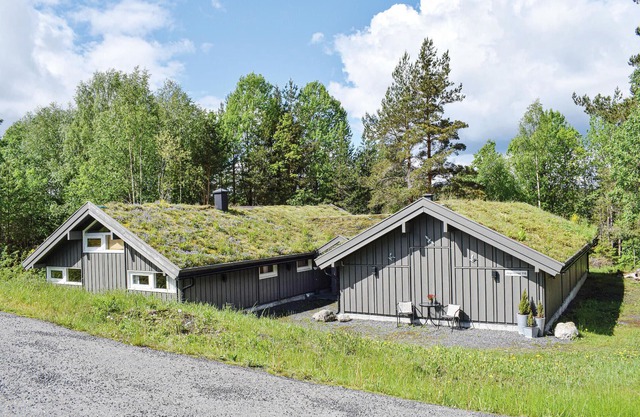 Lovely home in Søndeled with sauna