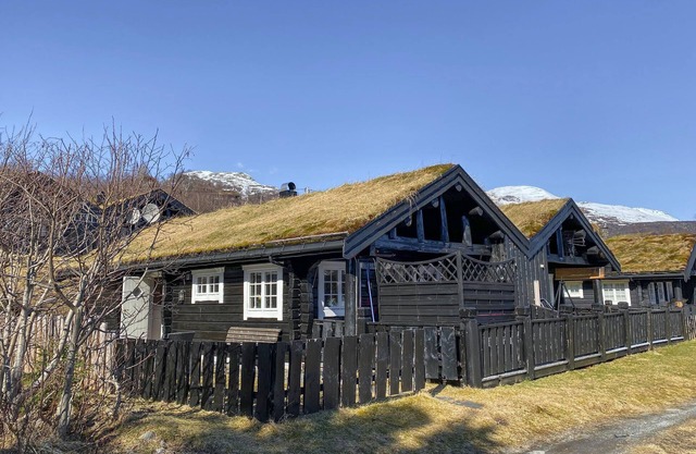 Lovely home in Straumgjerde