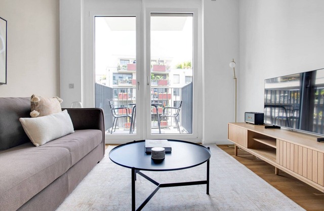 Lovely Mitte 1BR near Potsdamer Platz, by Blueground