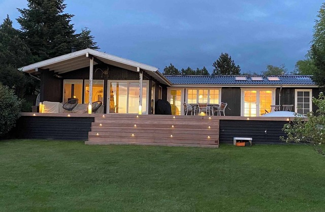 Lovely summer house by Arresø