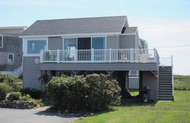Low Tide: Oceanfront Bliss BOOK NOW & SAVE. THIS DISCOUNT WILL NOT LAST.