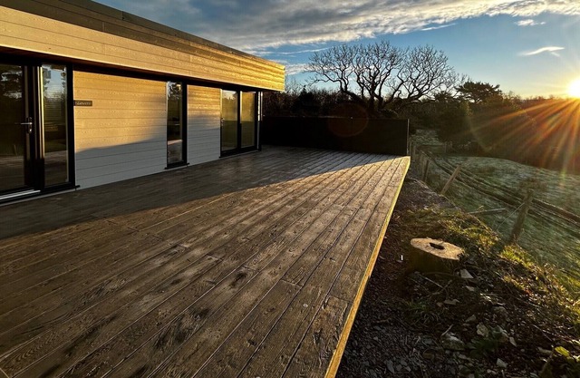 Lowern, a Luxury Retreat Near Menai Bridge