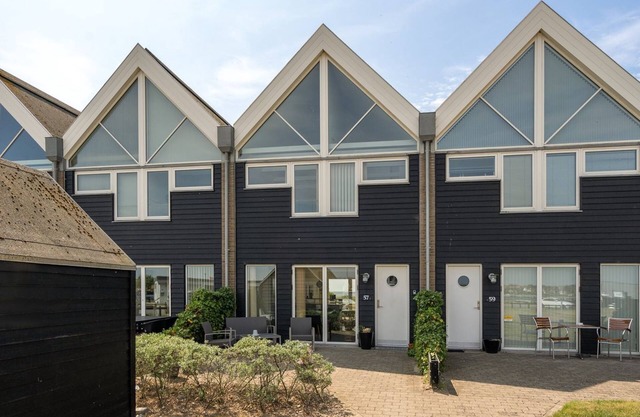 "Lucjan" - 50m from the sea by Interhome