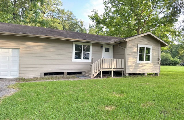 Lumberton Texas 3 bedroom 1 bath updated home