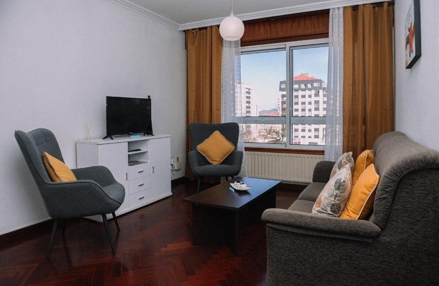 Luminoso y cómodo con parking by CABANA Rentals