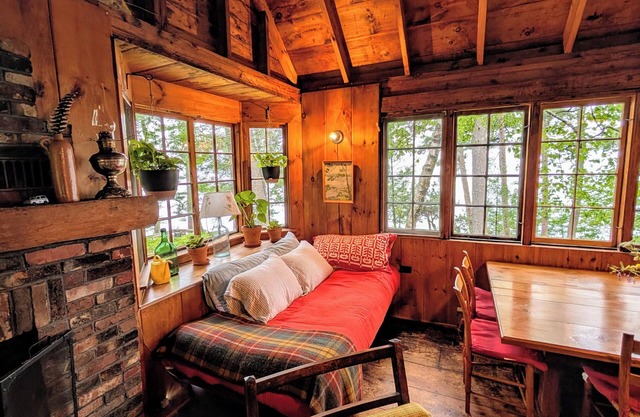 Luthier's Landing #9