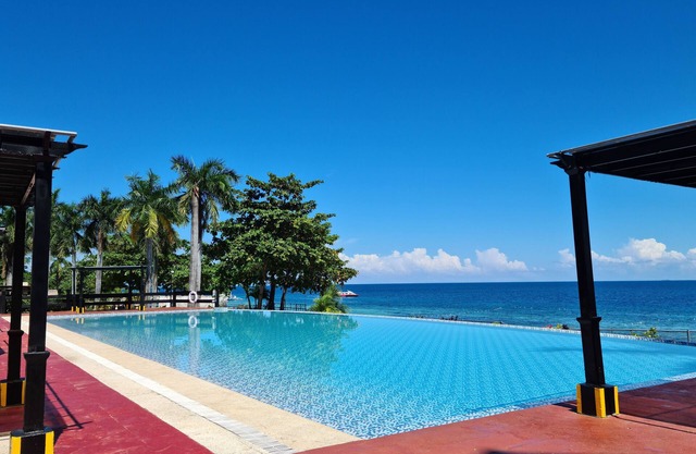 Lux. 2 BR Condo- Beach + 2 Pools ‏/Gym wow sea-views - 7