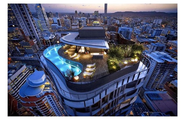 Lux 37th floor 2br 2bath, Infinity pool, Gym, Wifi
