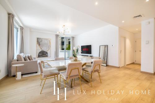 LUX The La Mer by The Sea Suite 4