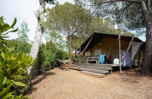 Luxe 5 pers Villatent at Family campsite Casa dei Prati on Elba