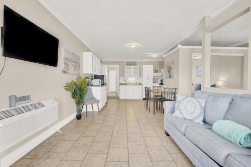 Luxe Guest Suite Near The Emerald Coast of PCB