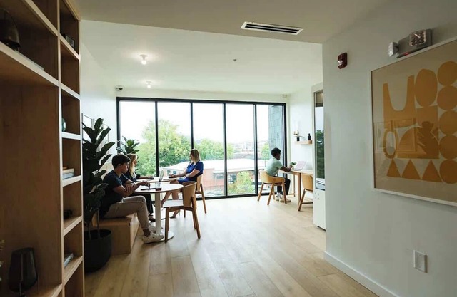 Luxe King 2BR Suite in South End Charlotte!