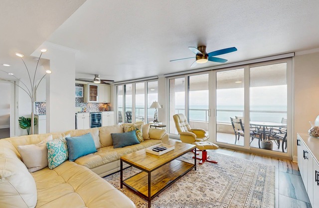 Luxe penthouse with balcony, sweeping views, heated pool, spa, hot tub & gym