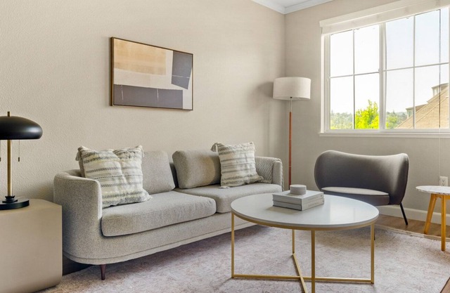 Luxe Walnut Creek 1BR w/ Gym, Pool & Spa, near FB & Google, by Blueground