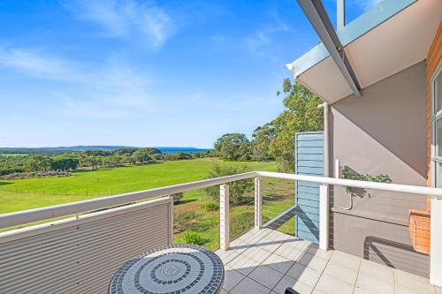 Luxurious 2-Bedroom Spa Apartment with Ocean Views