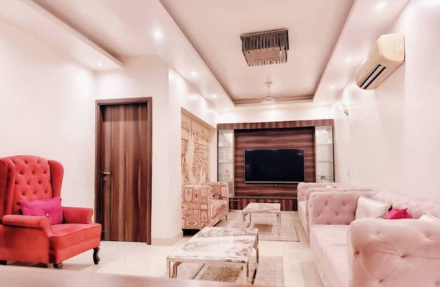Luxurious 3BHK Apartment in GK 1 M Block Market by HostMyStaynn
