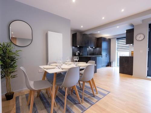 Luxurious Apartments Hackney near Train Station