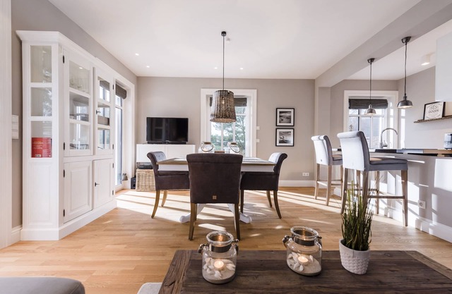 Luxurious apartments with daily Cleaning, fireplace, water view, laundry incl.