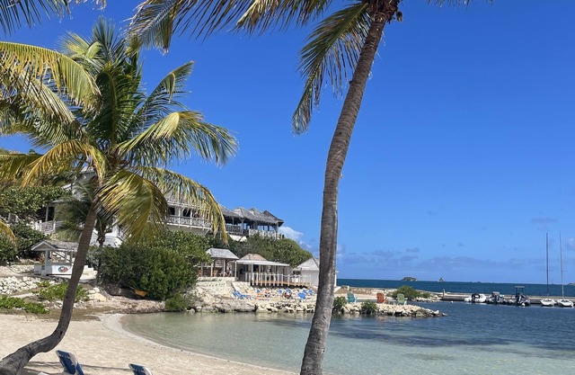 Luxurious Bay View One Bed luxury Villa