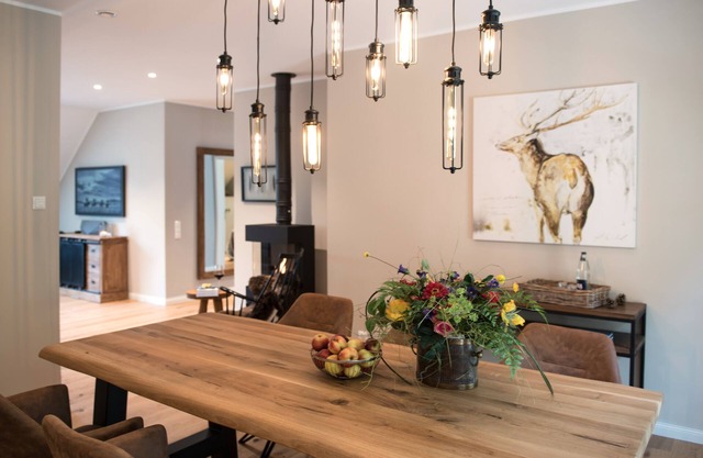 Luxurious Beninga vacation apartment in Karl-Georgs-Forst; dogs welcome