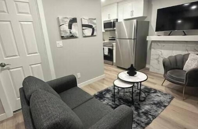 Luxurious, Cozy and Sparkling Suite