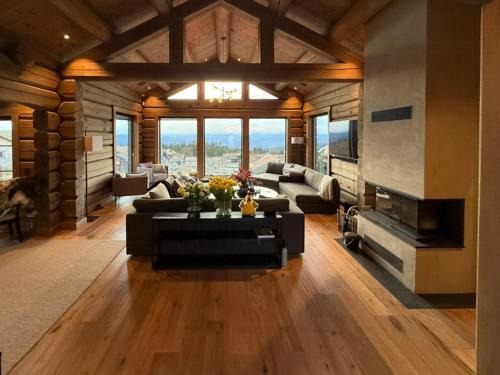 Luxurious Log Cabin At Mostertoppen