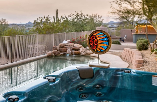 Luxurious & Private Desert Oasis with heated pool, sunset views, hot tub
