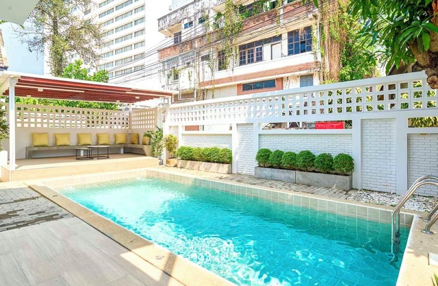 Luxurious Oasis in Heart of City by Night Bazaar. 5 min to Old City