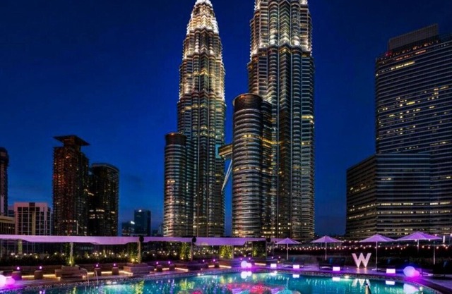 Luxury 1-BR KLCC (Petronas) Twin Towers View Apartment @ Tropicana