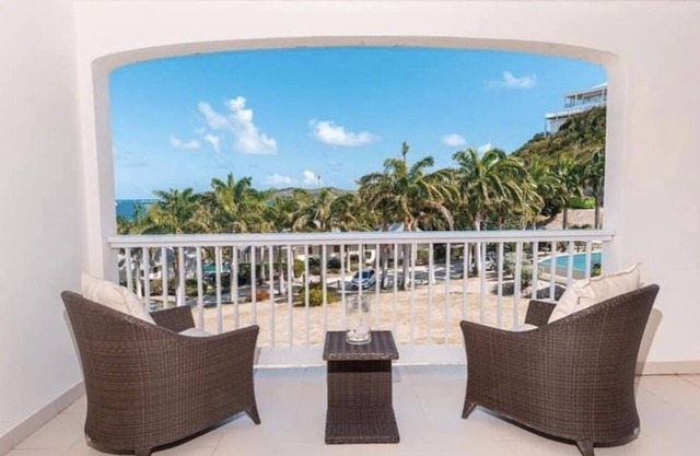 Luxury 2 bdrm Antigua Holiday Home at private Nonsuch Bay Residences
