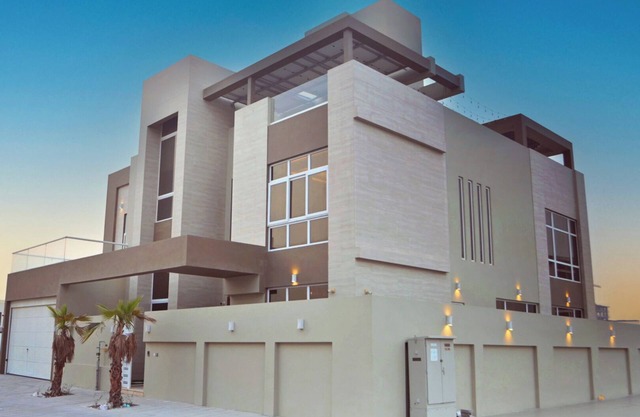Luxury 5 Bedroom Villa Nad Al Sheba
