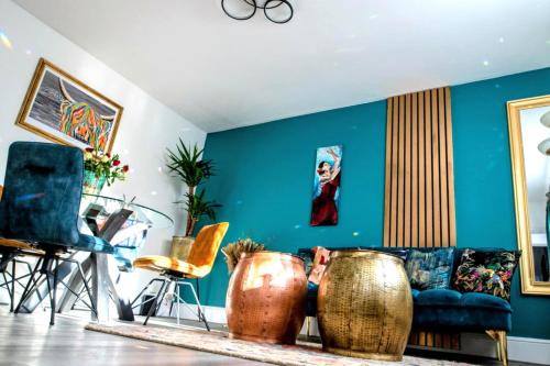 Luxury ApArt Gallery Apartment 1 Near River & Free Parking