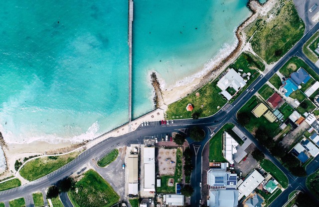 Luxury beachfront large apartment with incredible views