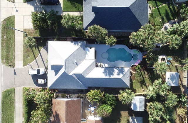 Luxury Beachside Home wprivate heated pool/spanBikers welcome!