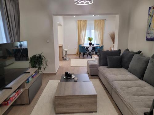 Luxury Captain's Corner in Trikala, 3BD