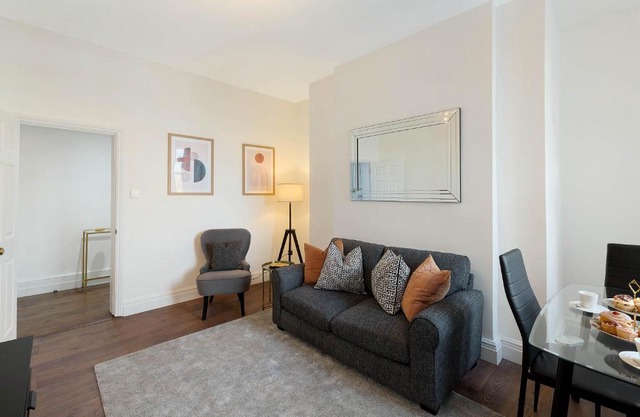 Luxury Chelsea Apartment