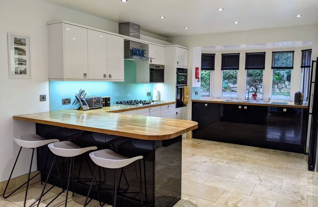Luxury Detached 4 Bedroom House Semi-Rural Location