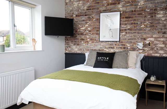 Luxury ensuite rooms & studios in Southampton