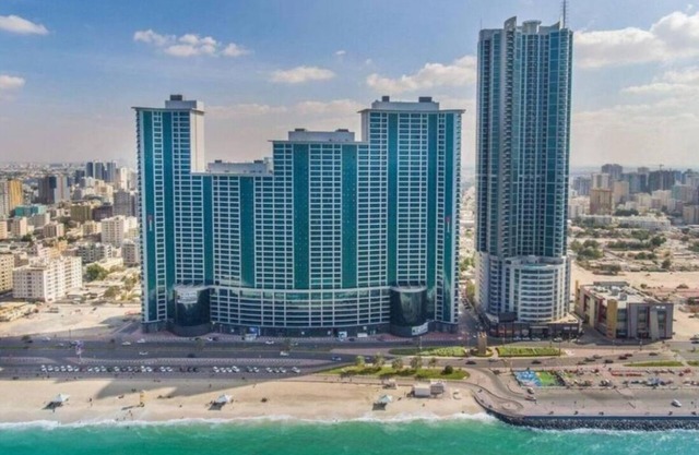 Luxury full sea view flat