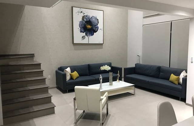 Luxury house with all the amenities Gym Seg Aa cal Pool Tv Wifi