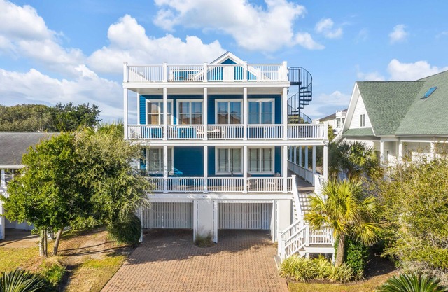 Luxury, Oceanview Beach Home w/Private Pool & Outdoor Kitchen, Hot Tub, Rooftop Deck, & Elevator!