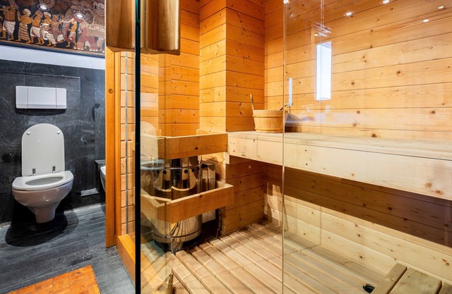 Luxury Penthouse - Sauna, Garage, Office and Terrace