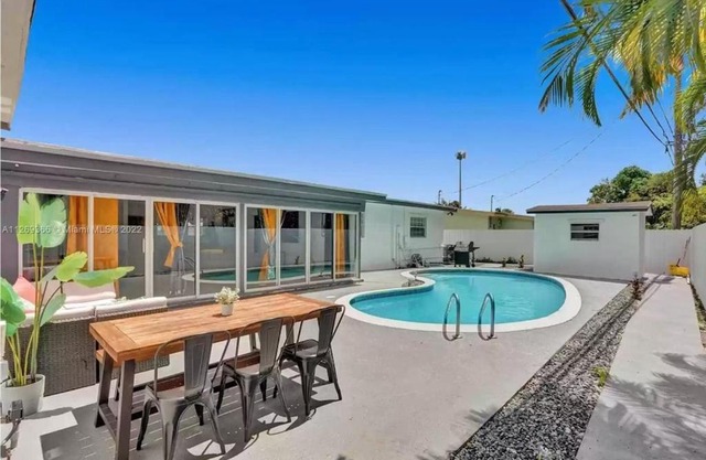 Luxury Pool Villa/5BD 4BA