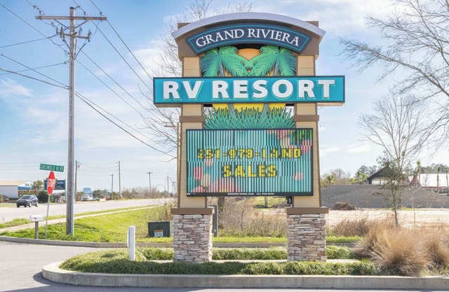 Luxury RV Lot in Grand Riviera Resort in Foley, AL