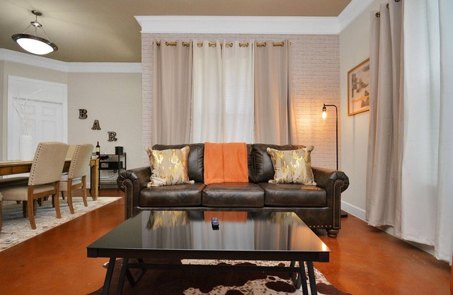 Luxury Suite | 2 Pools | Gym | Spa