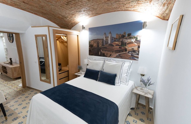 LUXURY TOURIST APARTMENT IN CÁCERES
